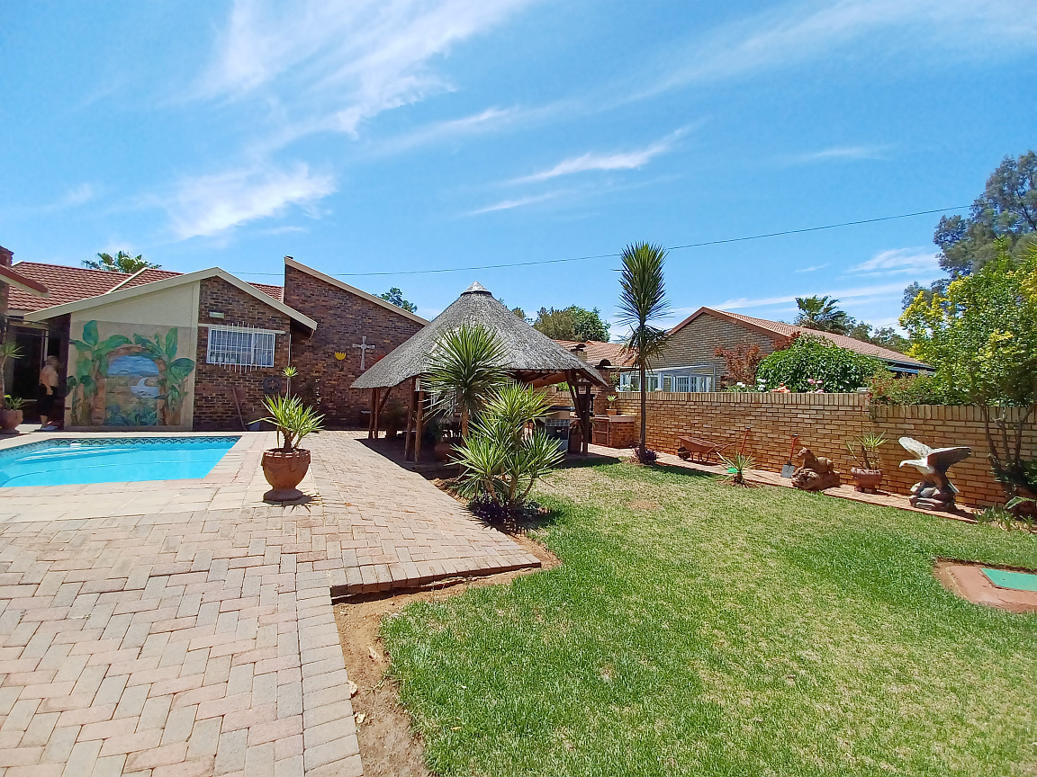 3 Bedroom Property for Sale in Vanderbijlpark SE 4 Gauteng