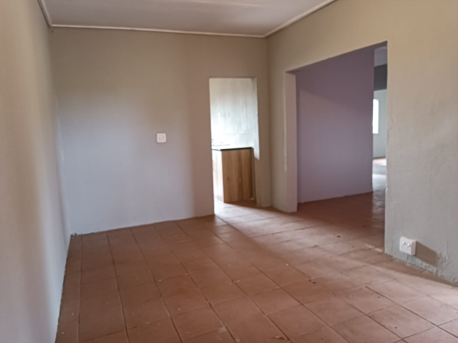 To Let 2 Bedroom Property for Rent in Mullerstuine Gauteng