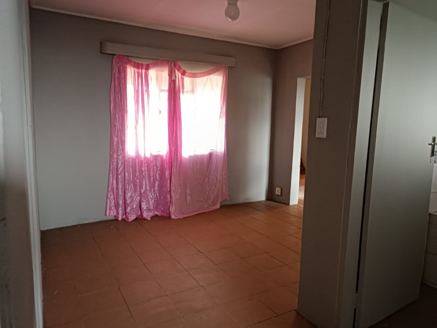 To Let 2 Bedroom Property for Rent in Mullerstuine Gauteng