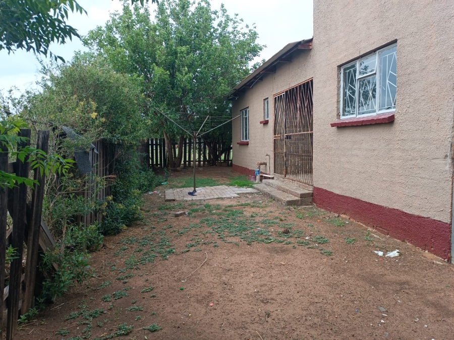 To Let 2 Bedroom Property for Rent in Mullerstuine Gauteng