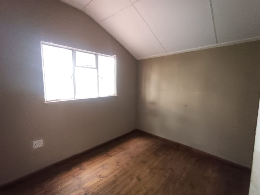 To Let 2 Bedroom Property for Rent in Mullerstuine Gauteng