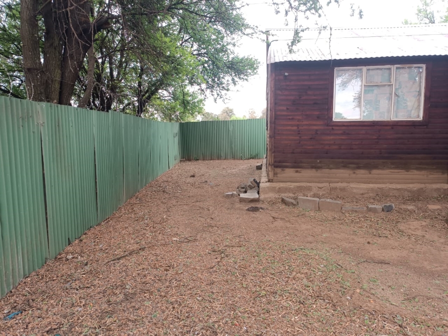 To Let 2 Bedroom Property for Rent in Mullerstuine Gauteng