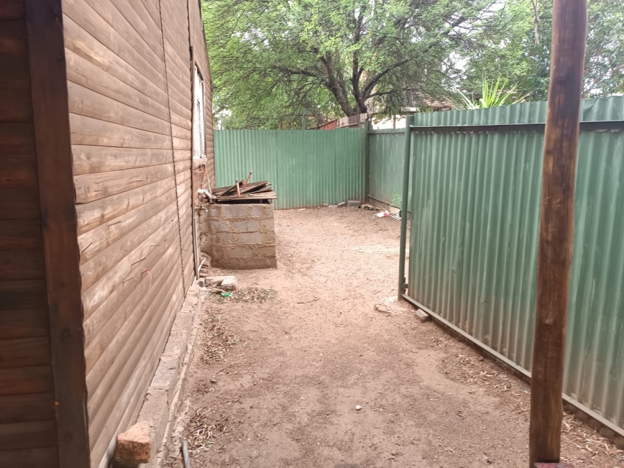 To Let 2 Bedroom Property for Rent in Mullerstuine Gauteng