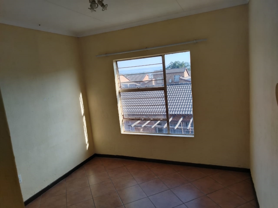 To Let 2 Bedroom Property for Rent in Honeydew Gauteng