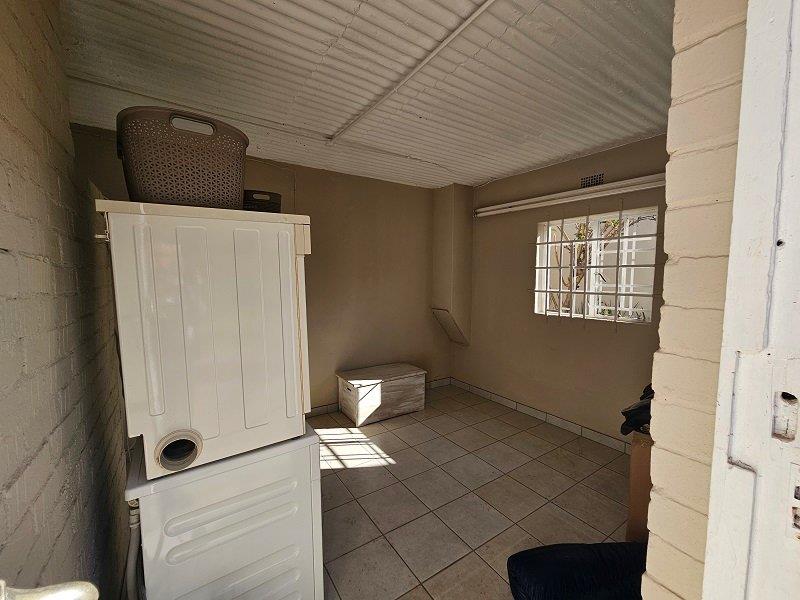 To Let 3 Bedroom Property for Rent in Primrose Gauteng