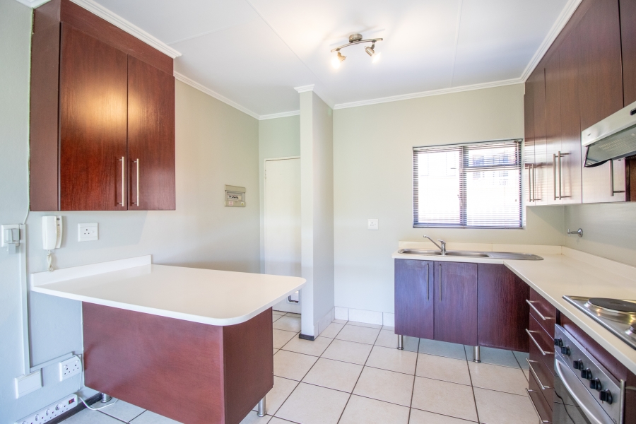 2 Bedroom Property for Sale in Glenvista Gauteng