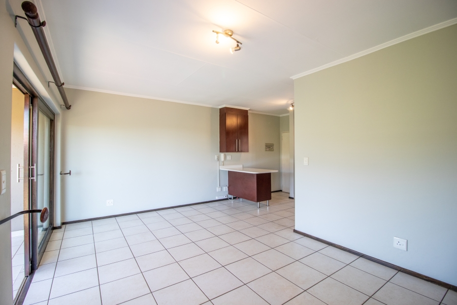 2 Bedroom Property for Sale in Glenvista Gauteng