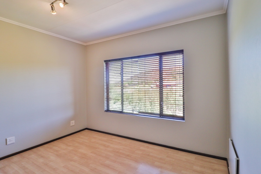 2 Bedroom Property for Sale in Glenvista Gauteng