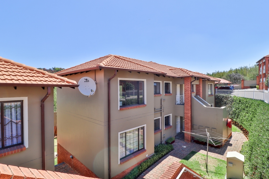 2 Bedroom Property for Sale in Glenvista Gauteng