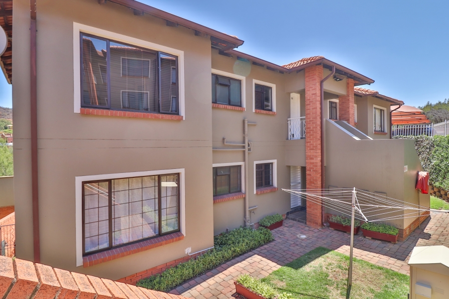 2 Bedroom Property for Sale in Glenvista Gauteng