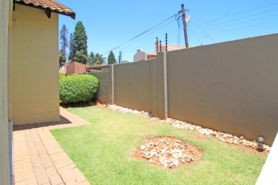 To Let 5 Bedroom Property for Rent in Oriel Gauteng