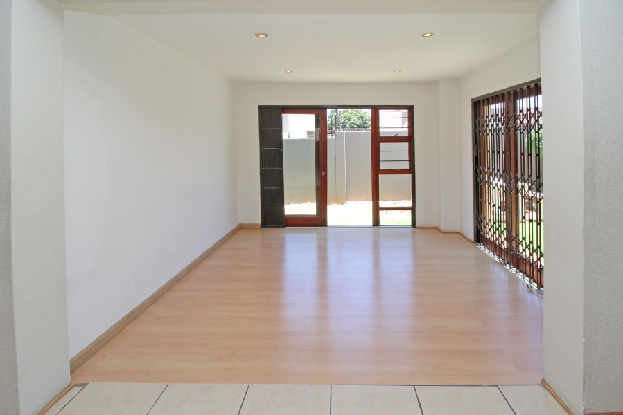 To Let 5 Bedroom Property for Rent in Oriel Gauteng