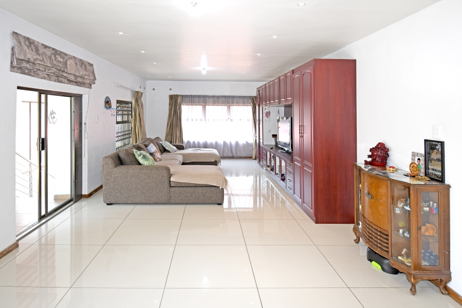 6 Bedroom Property for Sale in Homestead Park Gauteng