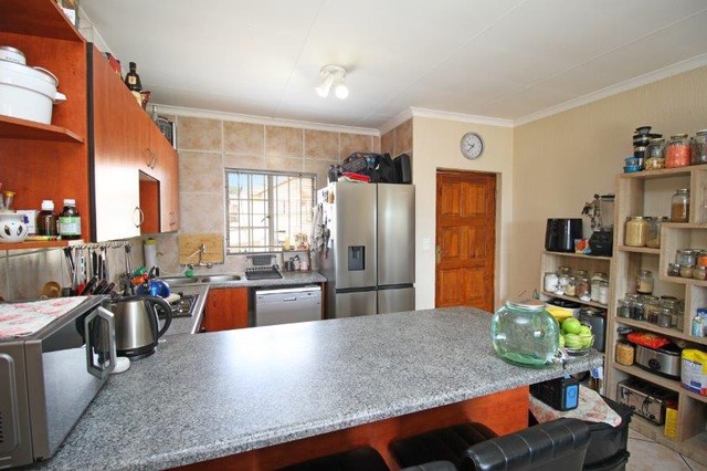 2 Bedroom Property for Sale in Northgate Gauteng