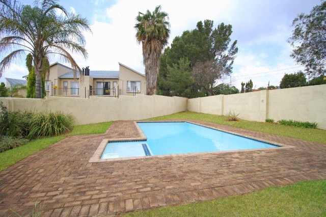 2 Bedroom Property for Sale in Northgate Gauteng