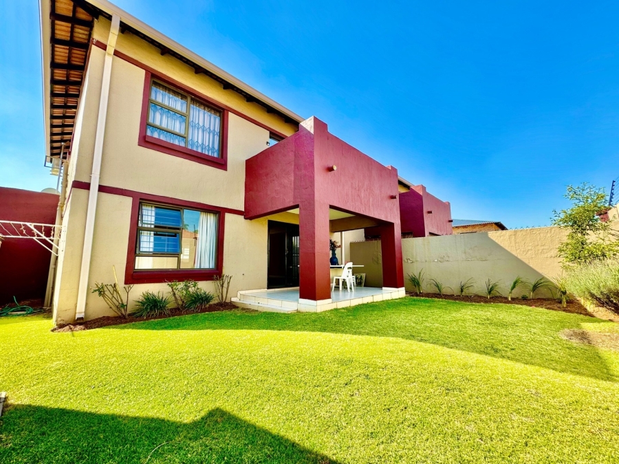 2 Bedroom Property for Sale in New Market Park Gauteng