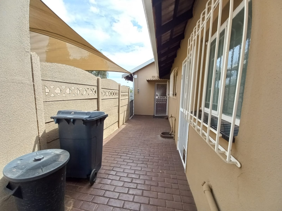 3 Bedroom Property for Sale in Dalpark Gauteng