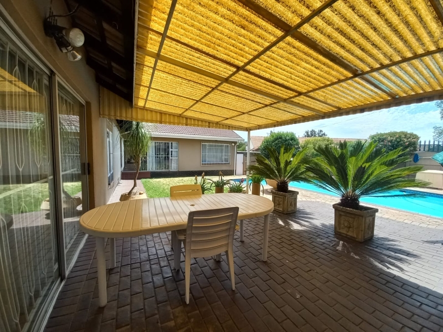 3 Bedroom Property for Sale in Dalpark Gauteng