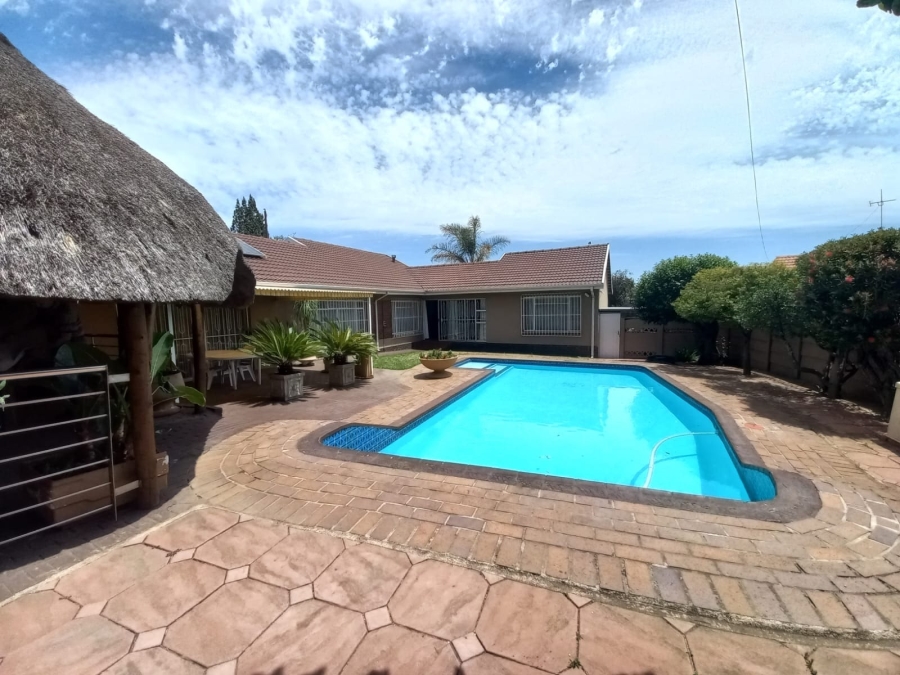 3 Bedroom Property for Sale in Dalpark Gauteng