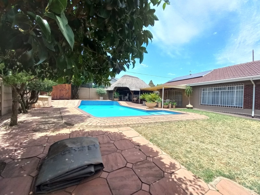 3 Bedroom Property for Sale in Dalpark Gauteng