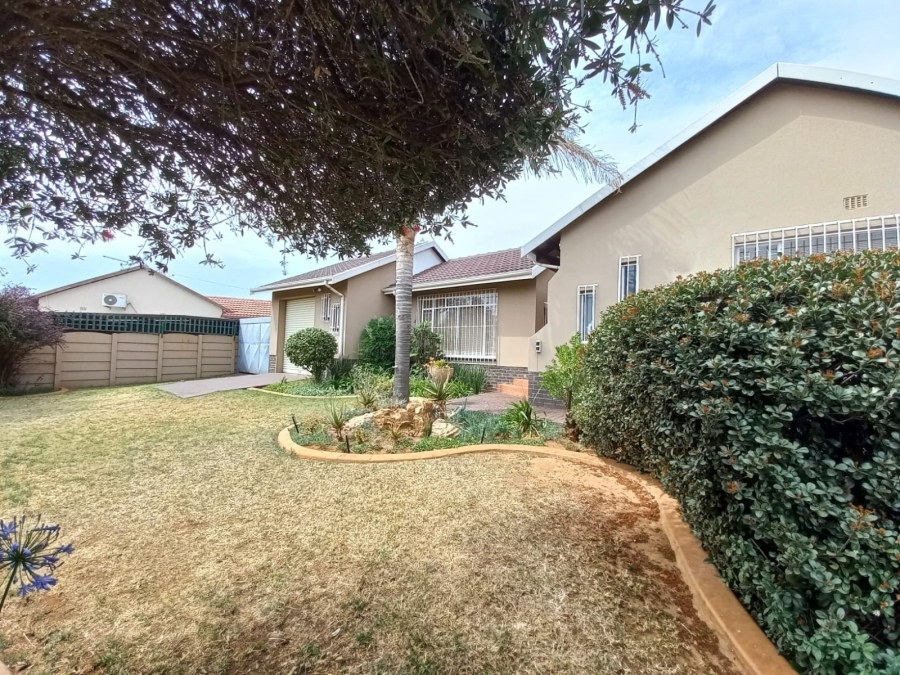 3 Bedroom Property for Sale in Dalpark Gauteng