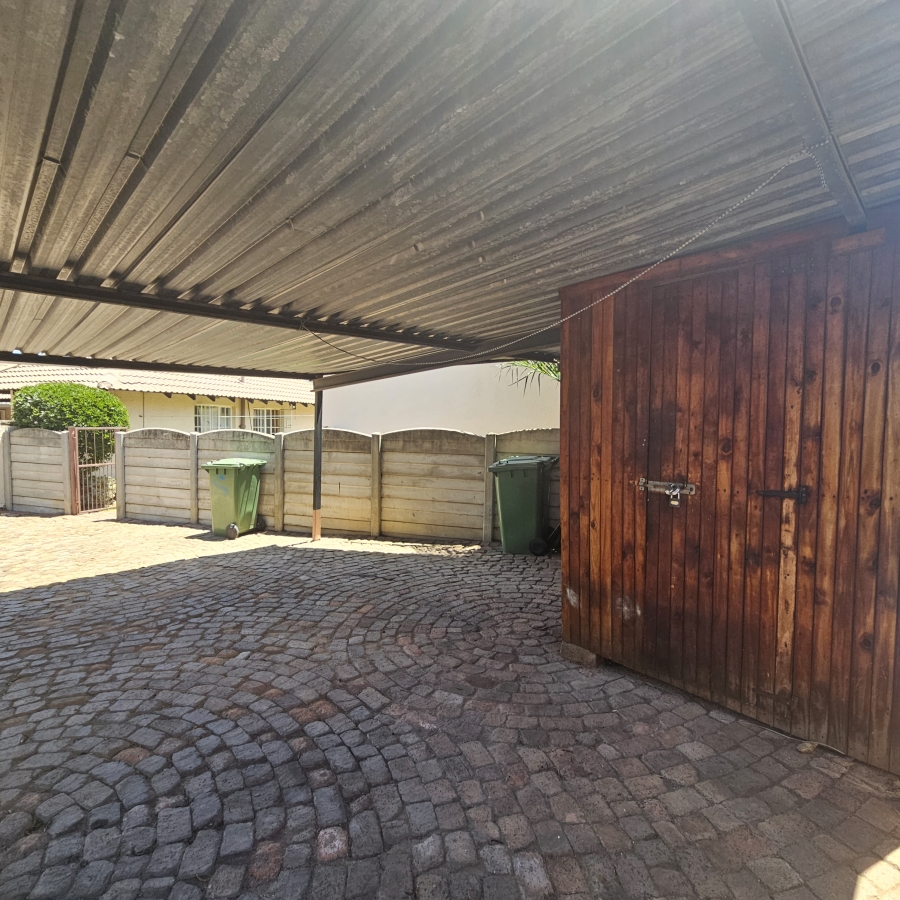 3 Bedroom Property for Sale in Croydon Gauteng