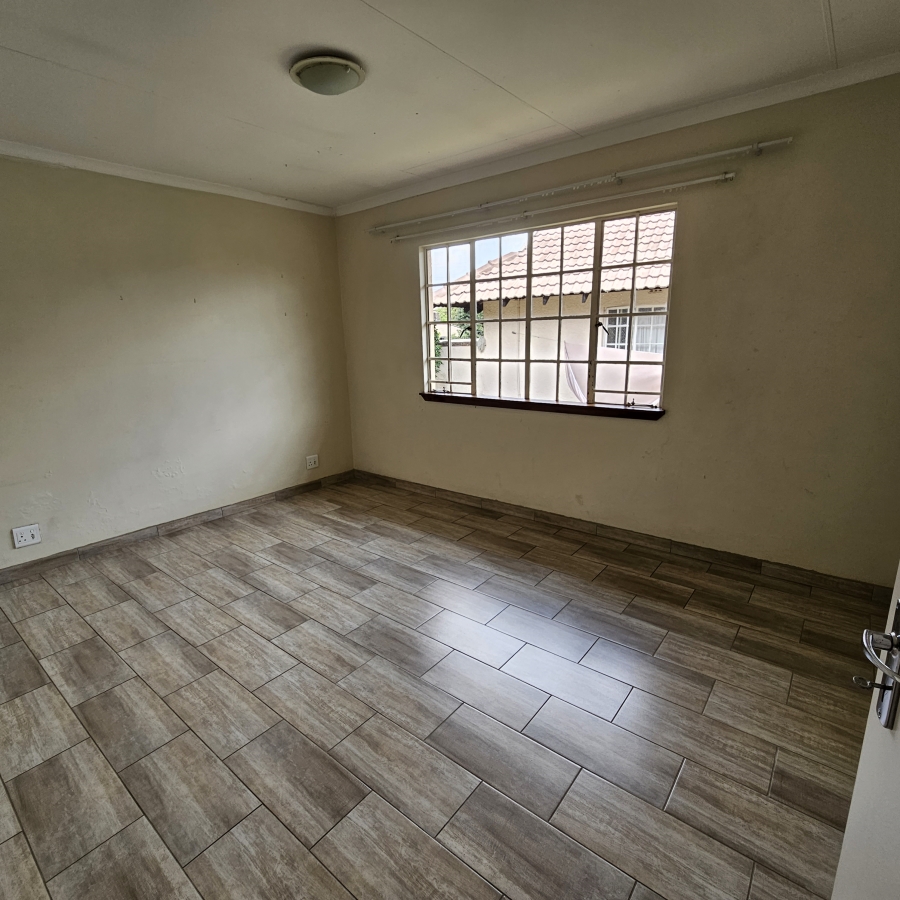 3 Bedroom Property for Sale in Croydon Gauteng