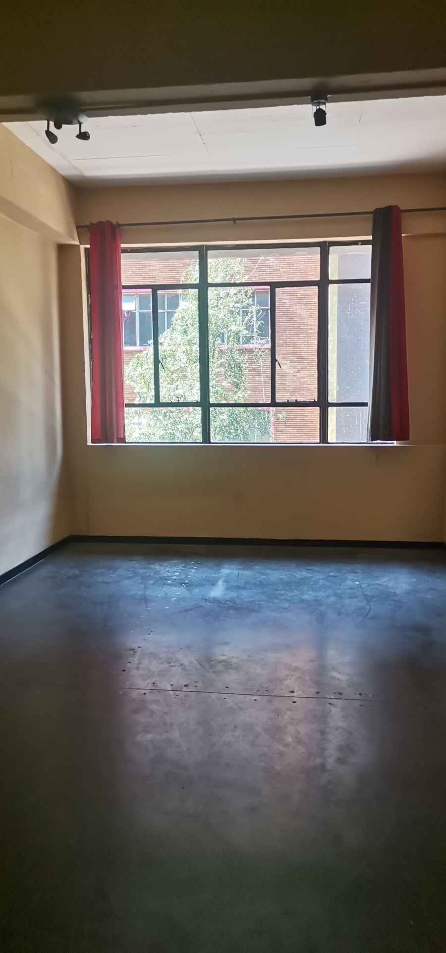 1 Bedroom Property for Sale in Maboneng Gauteng