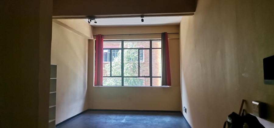 1 Bedroom Property for Sale in Maboneng Gauteng