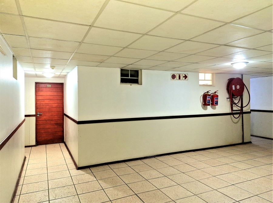 2 Bedroom Property for Sale in Braamfontein Gauteng