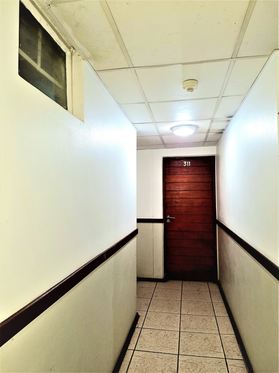 2 Bedroom Property for Sale in Braamfontein Gauteng