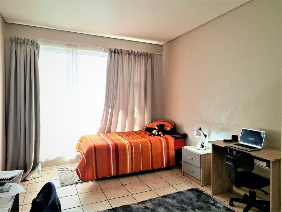 2 Bedroom Property for Sale in Braamfontein Gauteng