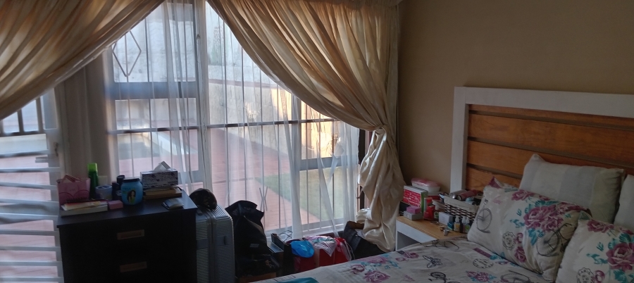 3 Bedroom Property for Sale in Lindhaven Gauteng