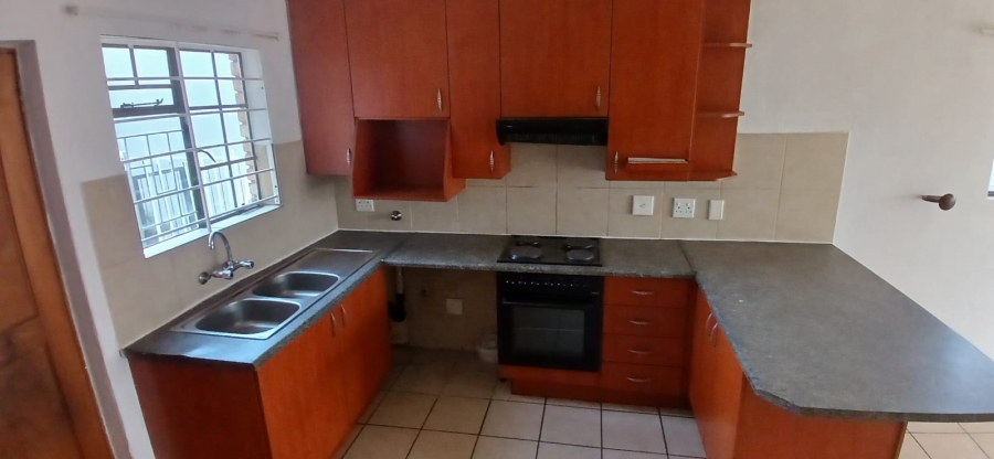 2 Bedroom Property for Sale in Farrar Park Gauteng