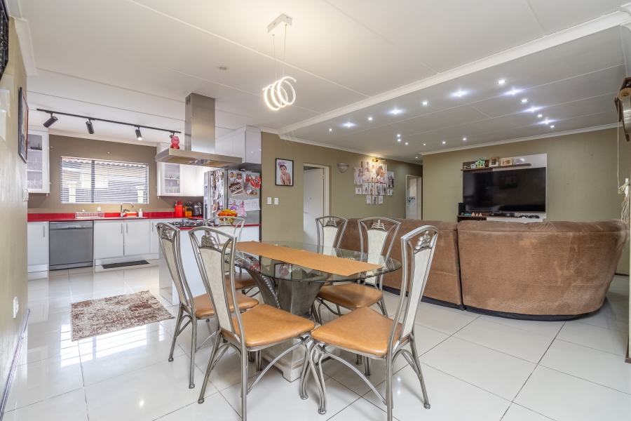 3 Bedroom Property for Sale in Fourways Gauteng