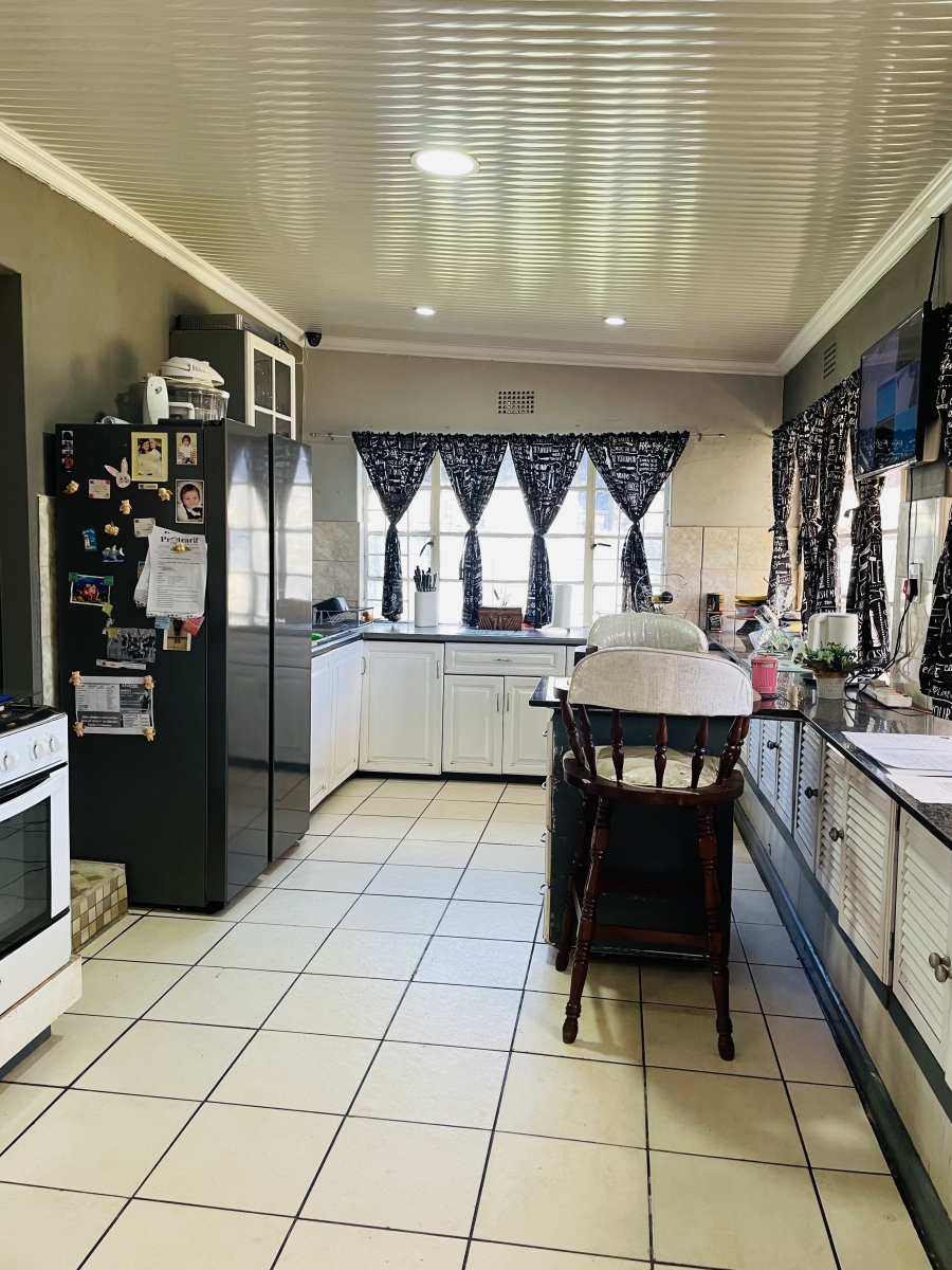 4 Bedroom Property for Sale in Krugersdorp West Gauteng