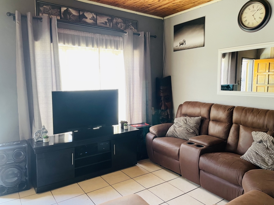 4 Bedroom Property for Sale in Krugersdorp West Gauteng