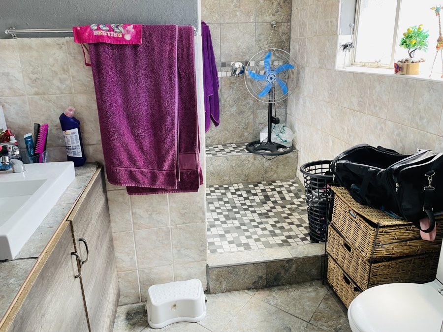 4 Bedroom Property for Sale in Krugersdorp West Gauteng