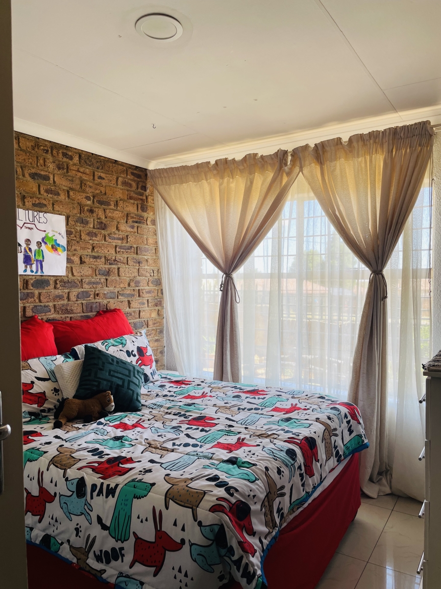 3 Bedroom Property for Sale in Boltonia Gauteng