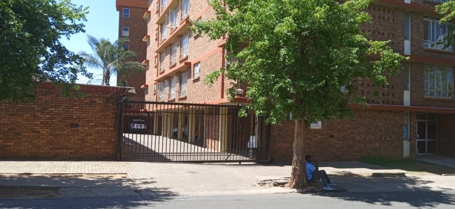 2 Bedroom Property for Sale in Berea Park Gauteng