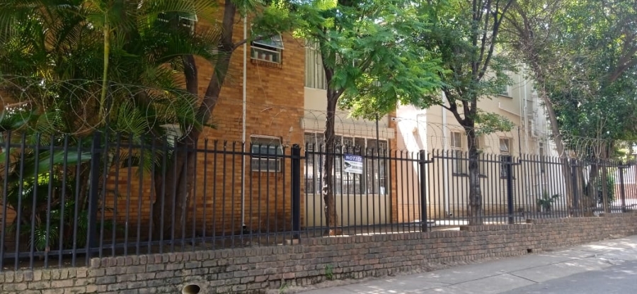 1 Bedroom Property for Sale in Sunnyside Gauteng