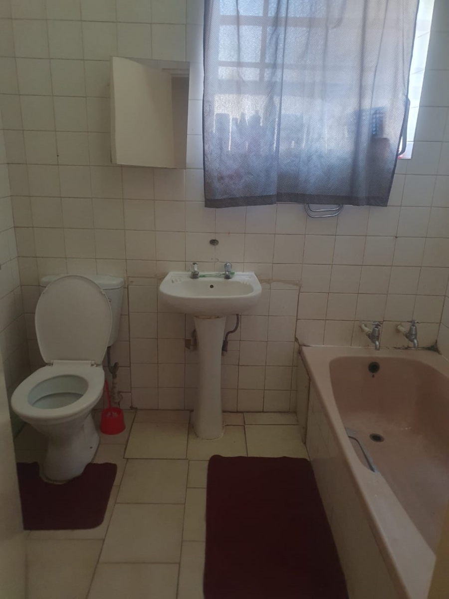 1 Bedroom Property for Sale in Sunnyside Gauteng