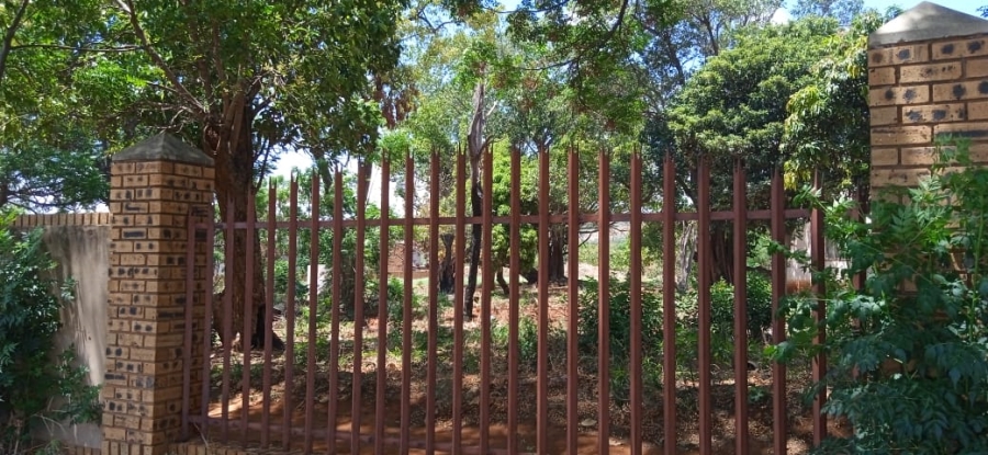 Commercial Property for Sale in Karenpark Gauteng