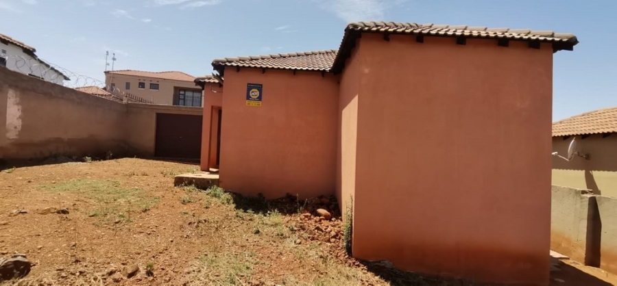 2 Bedroom Property for Sale in Eldorado Park Gauteng