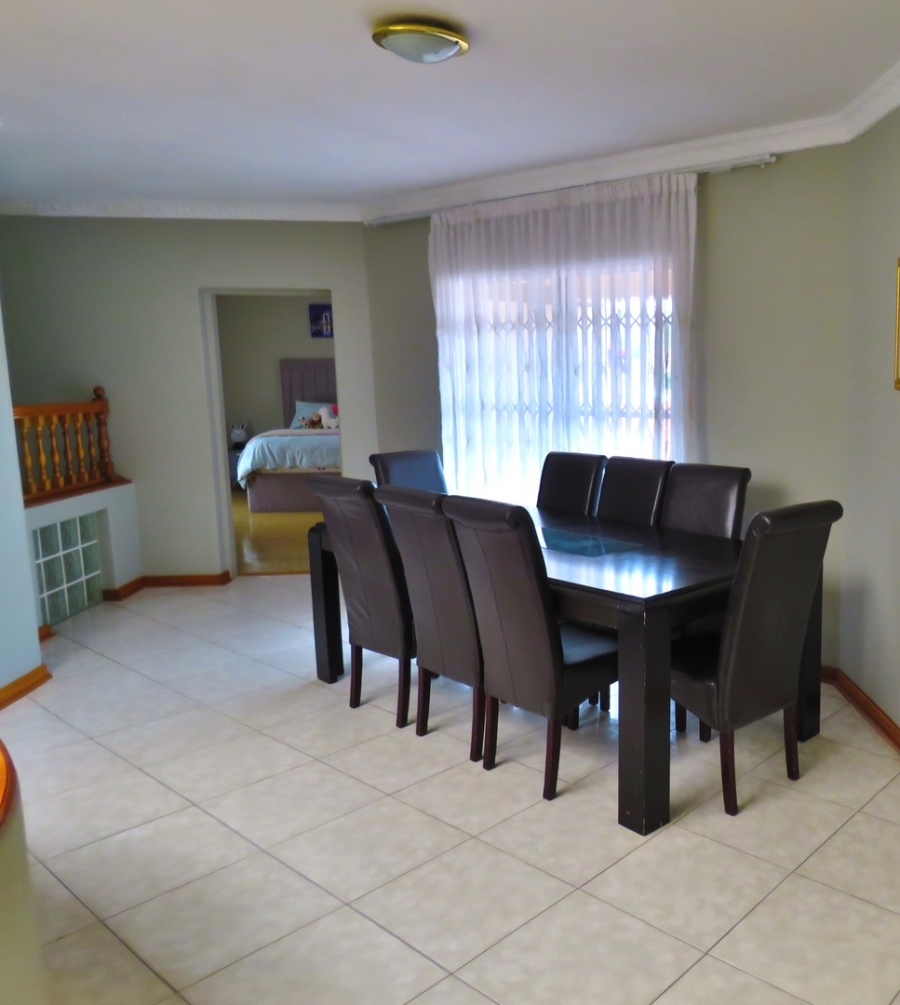 5 Bedroom Property for Sale in Lenasia South Gauteng