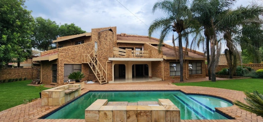 5 Bedroom Property for Sale in Sunward Park Gauteng