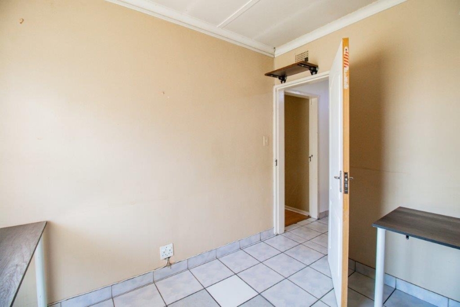 5 Bedroom Property for Sale in Impala Park Gauteng