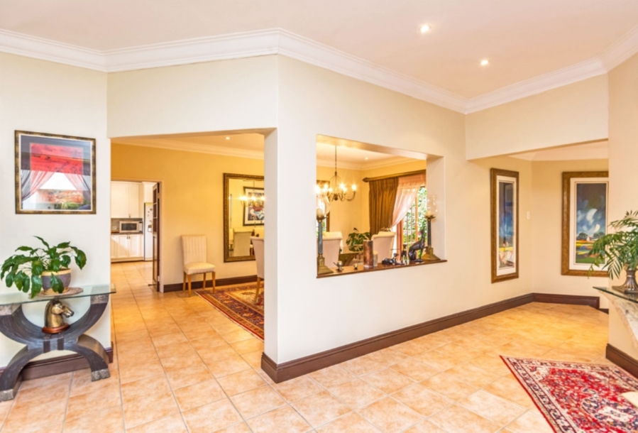 9 Bedroom Property for Sale in Bryanston Gauteng