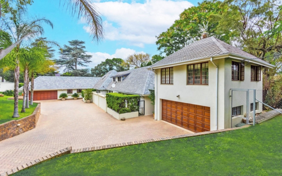 9 Bedroom Property for Sale in Bryanston Gauteng