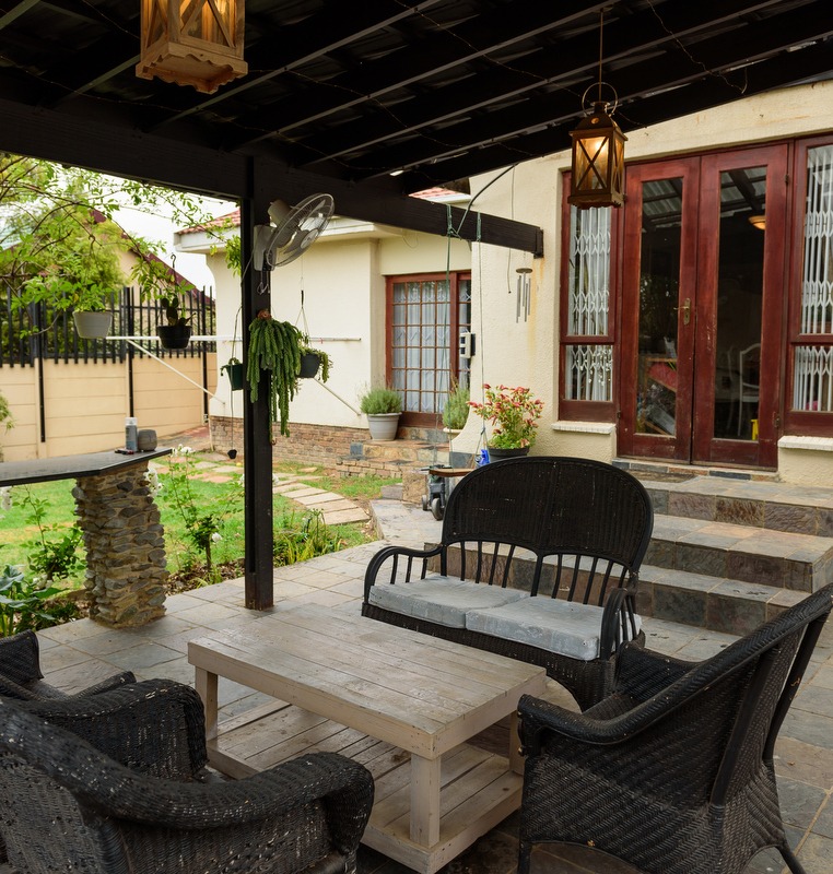 4 Bedroom Property for Sale in Glen Marais Gauteng